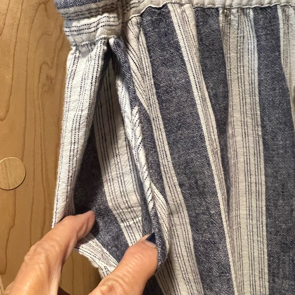 Rails M, drawstring vertical stripe pant, ankle length linen and rayon - Picture 3 of 8